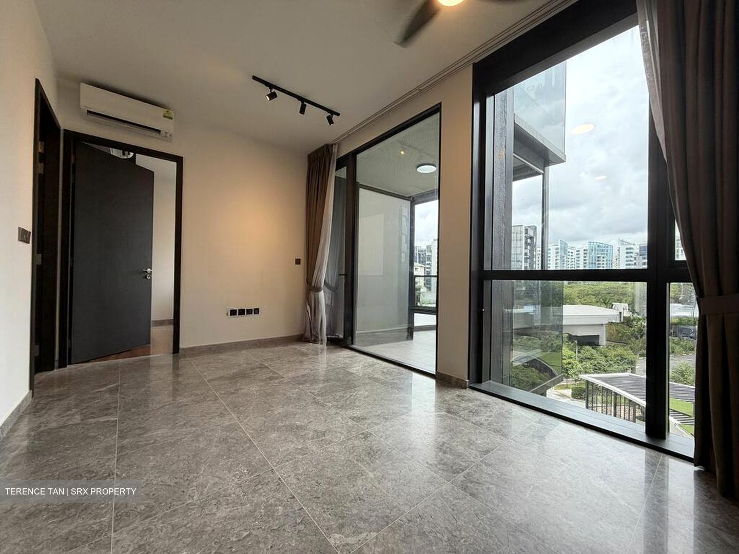 Hyll On Holland (D10), Condominium #517020761